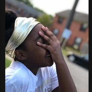 Meet your Posher, Lele